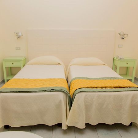 Hotel Il Mulino Капо-д'Орландо Экстерьер фото